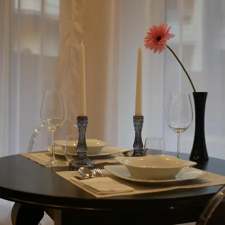 Pearl Of The Old Town - Sunny Terrace Апартаменты *