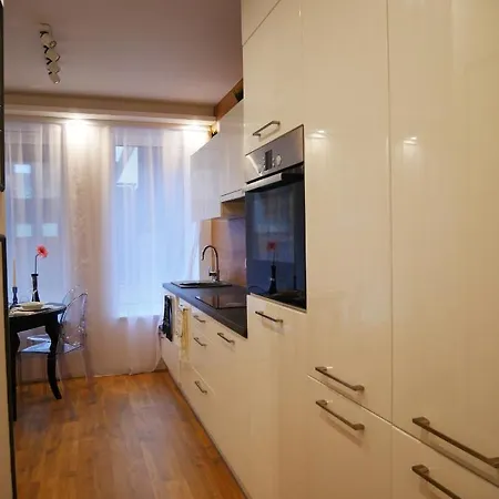 Апартаменты Pearl Of The Old Town - Sunny Terrace